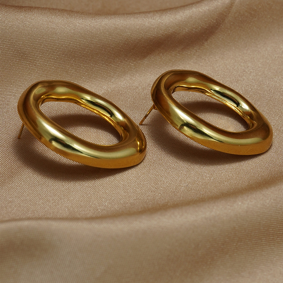 18K Gold Plated Oval Pendant Jewelry Set