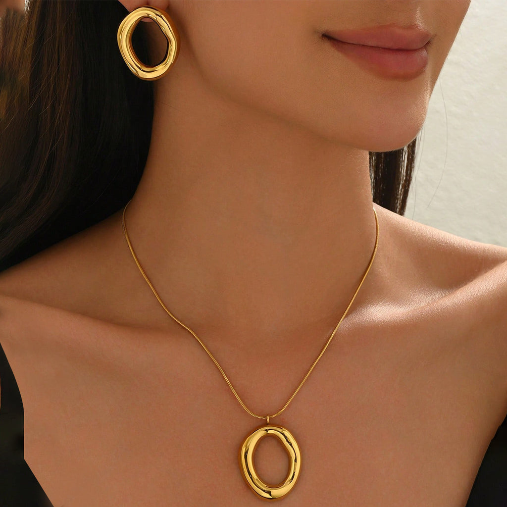 18K Gold Plated Oval Pendant Jewelry Set